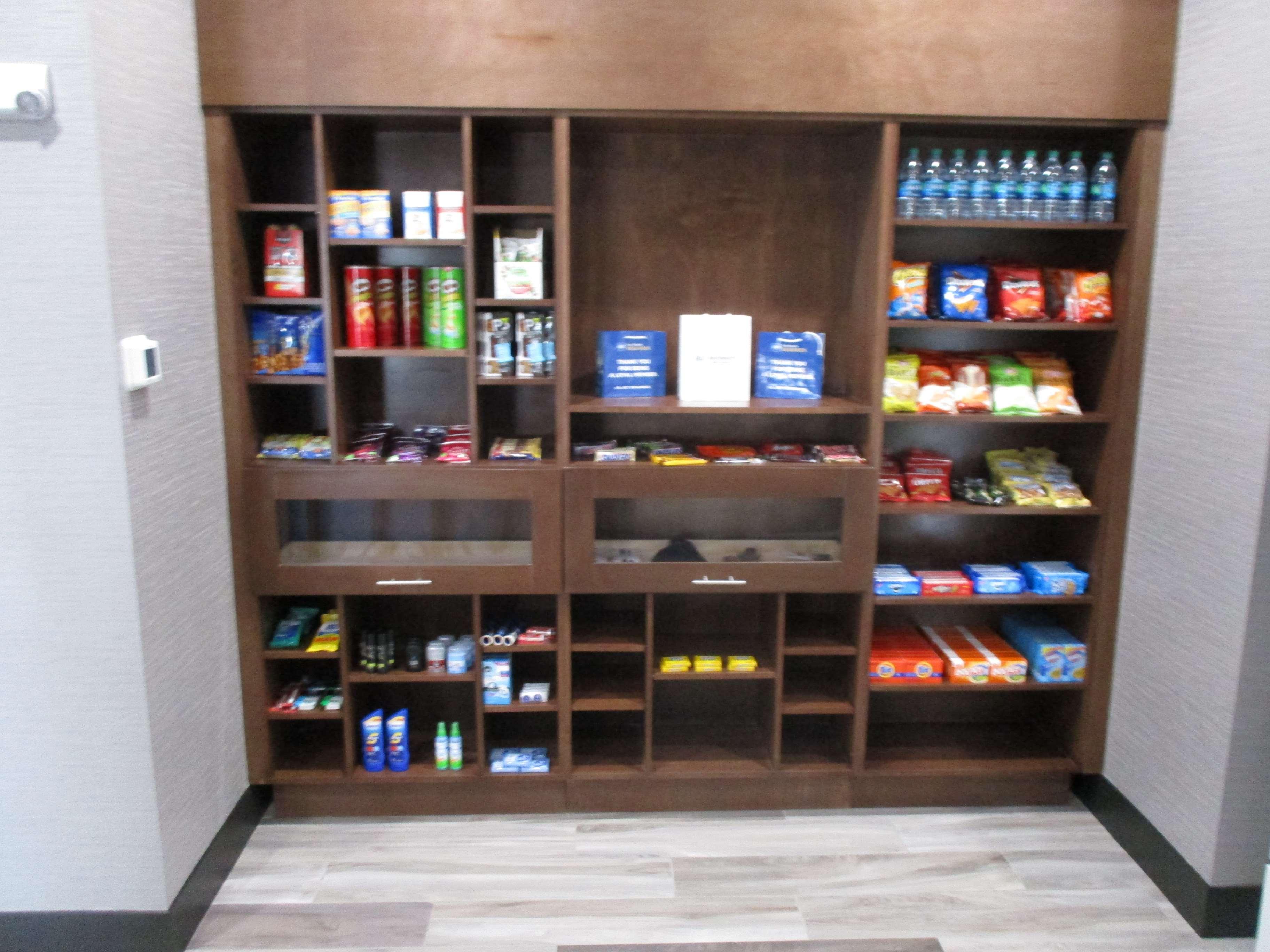 贝斯特韦斯特Plus考维塔斯第一酒店 Coweta 外观 照片